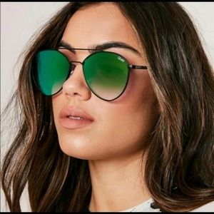 QUAY DRAGONFLY SUNGLASSES